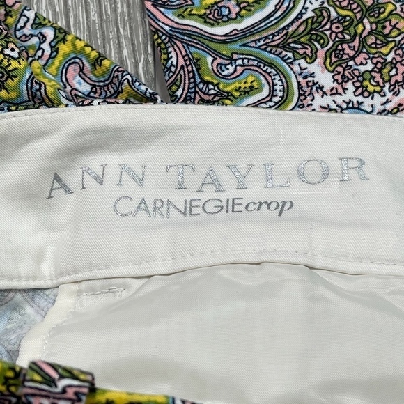 ANN TAYLOR Carnegie Paisley Crop Ankle Pant - Picture 5 of 7